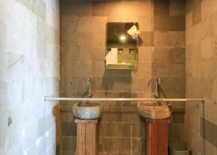 Guest house Waterside Nusa Penida 3*